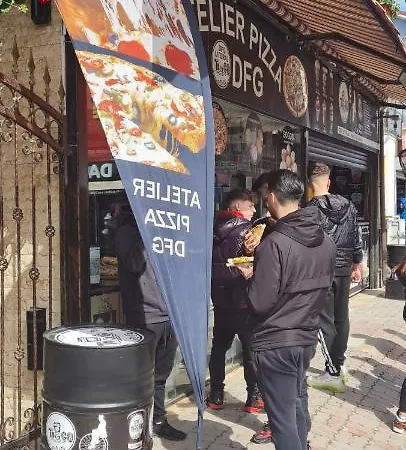 Casa Dfg 招待所 科斯蒂内什蒂